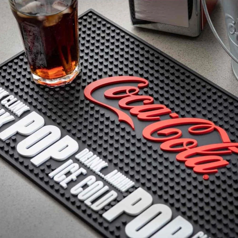 TableCraft 18" X 10" Coca-Cola Rectangular Bar Mat - Image 4