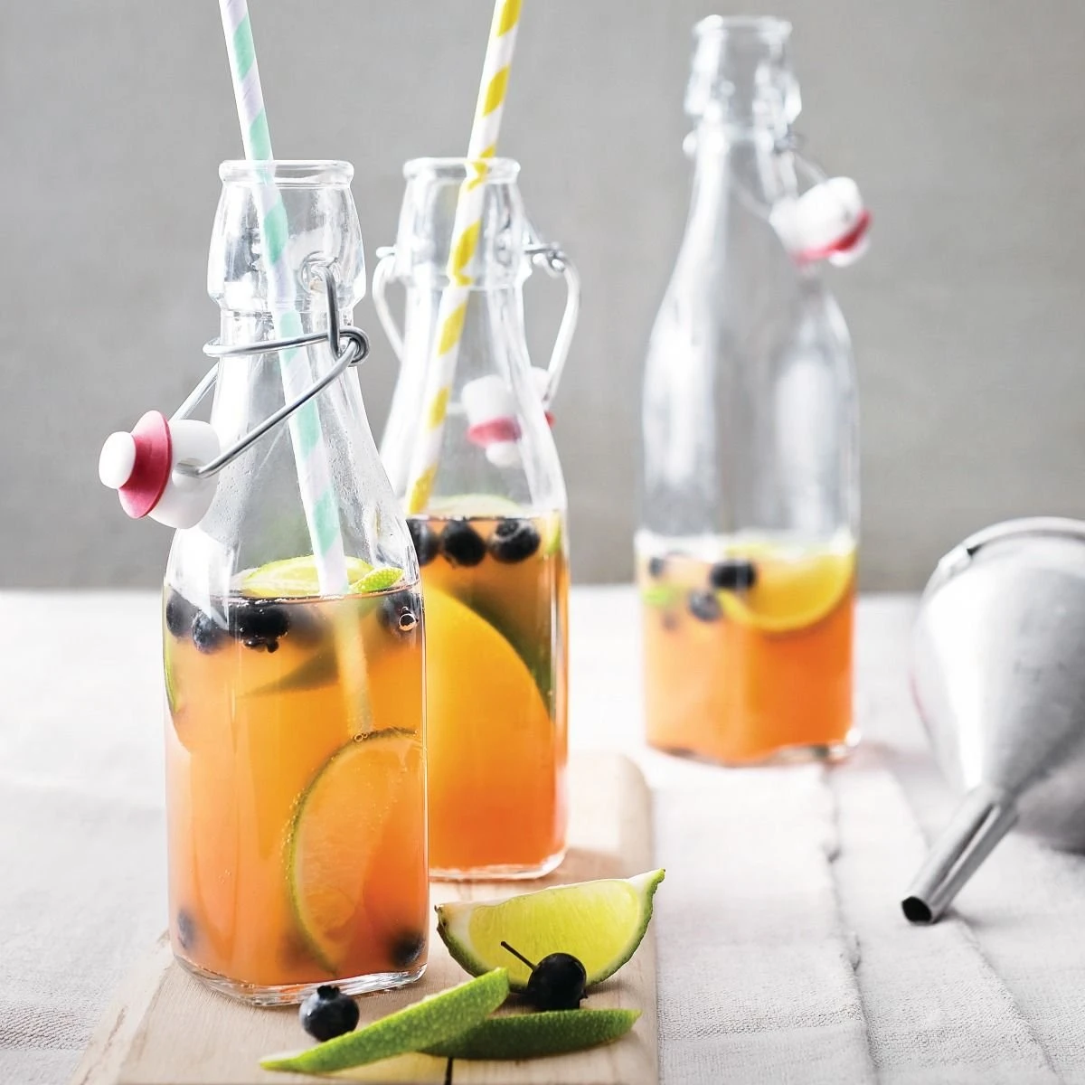 Bormioli Rocco 8.5oz Swing Top Glass Bottle - Image 4