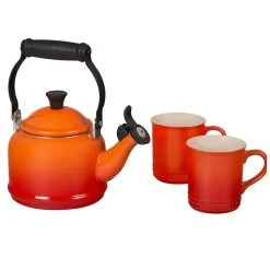 Le Creuset 1.25 Qt. Demi Kettle Tea Pot + 2 - 14oz Mugs Set | Flame Orange