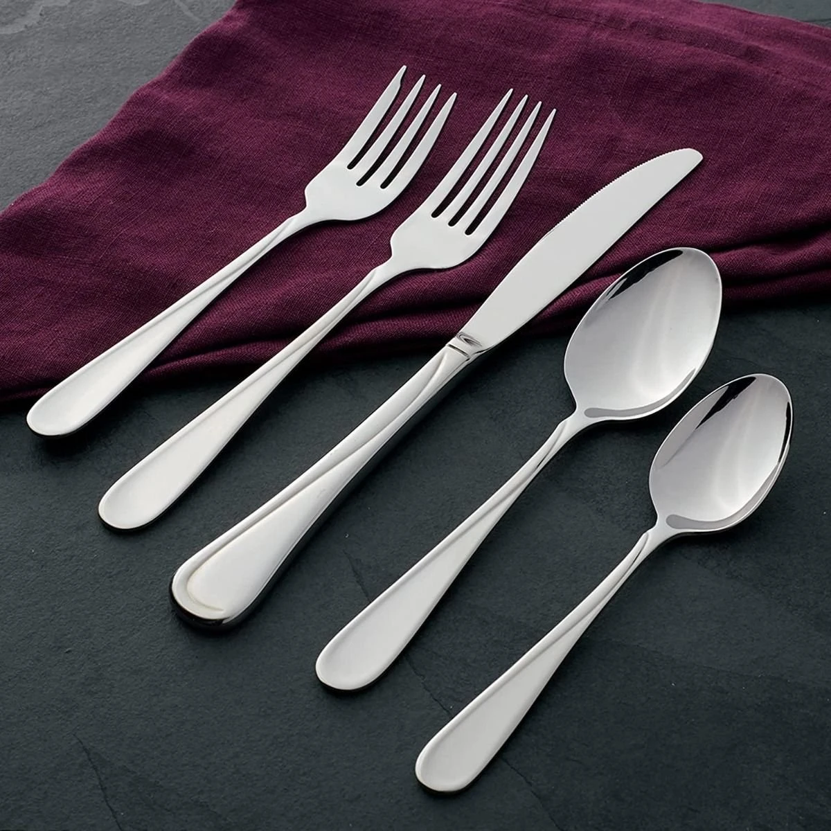Oneida 18/0 Stainless Steel 20-Piece Flatware Set | Flight - Image 6