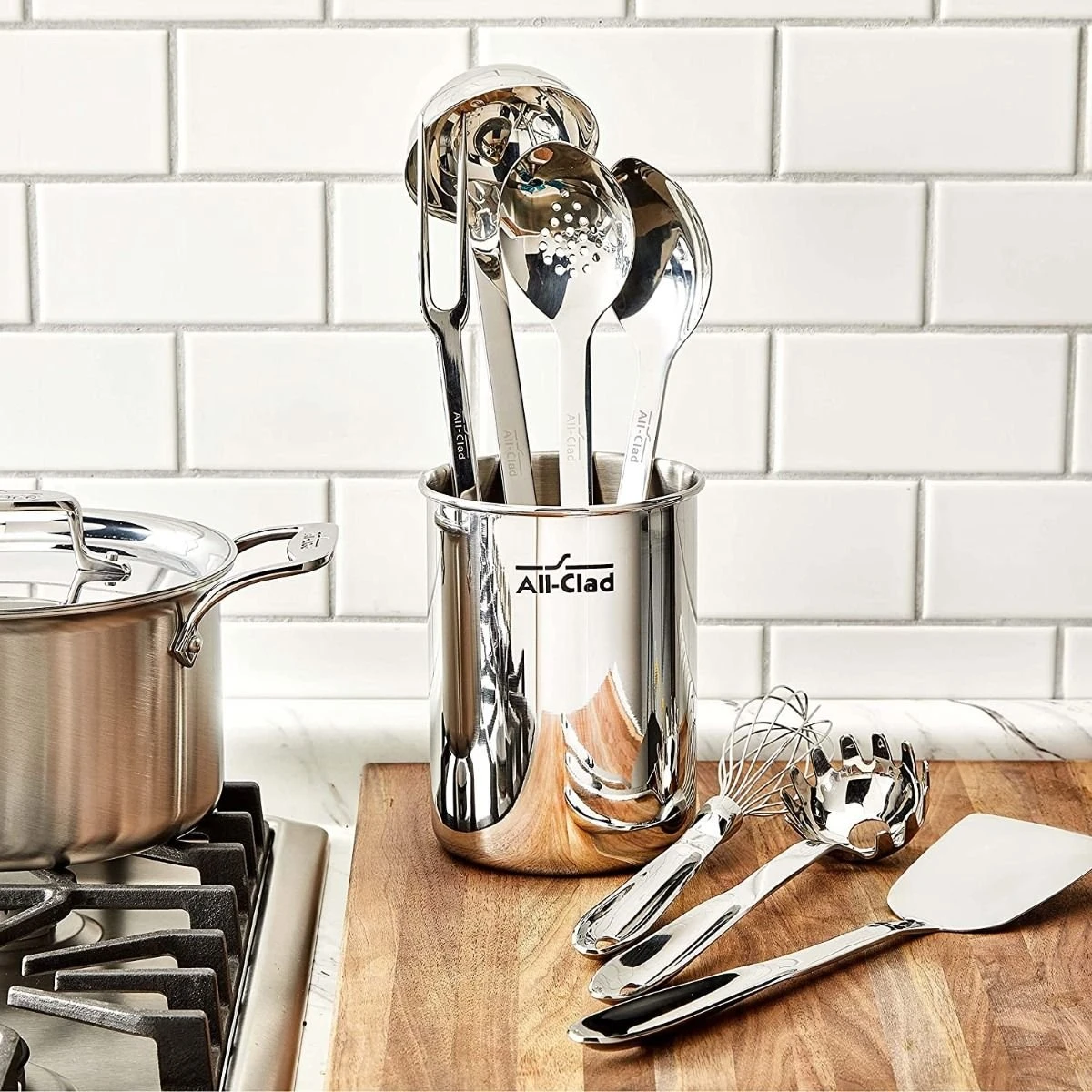 All-Clad Professional Cook & Serve Pie Server - Image 3