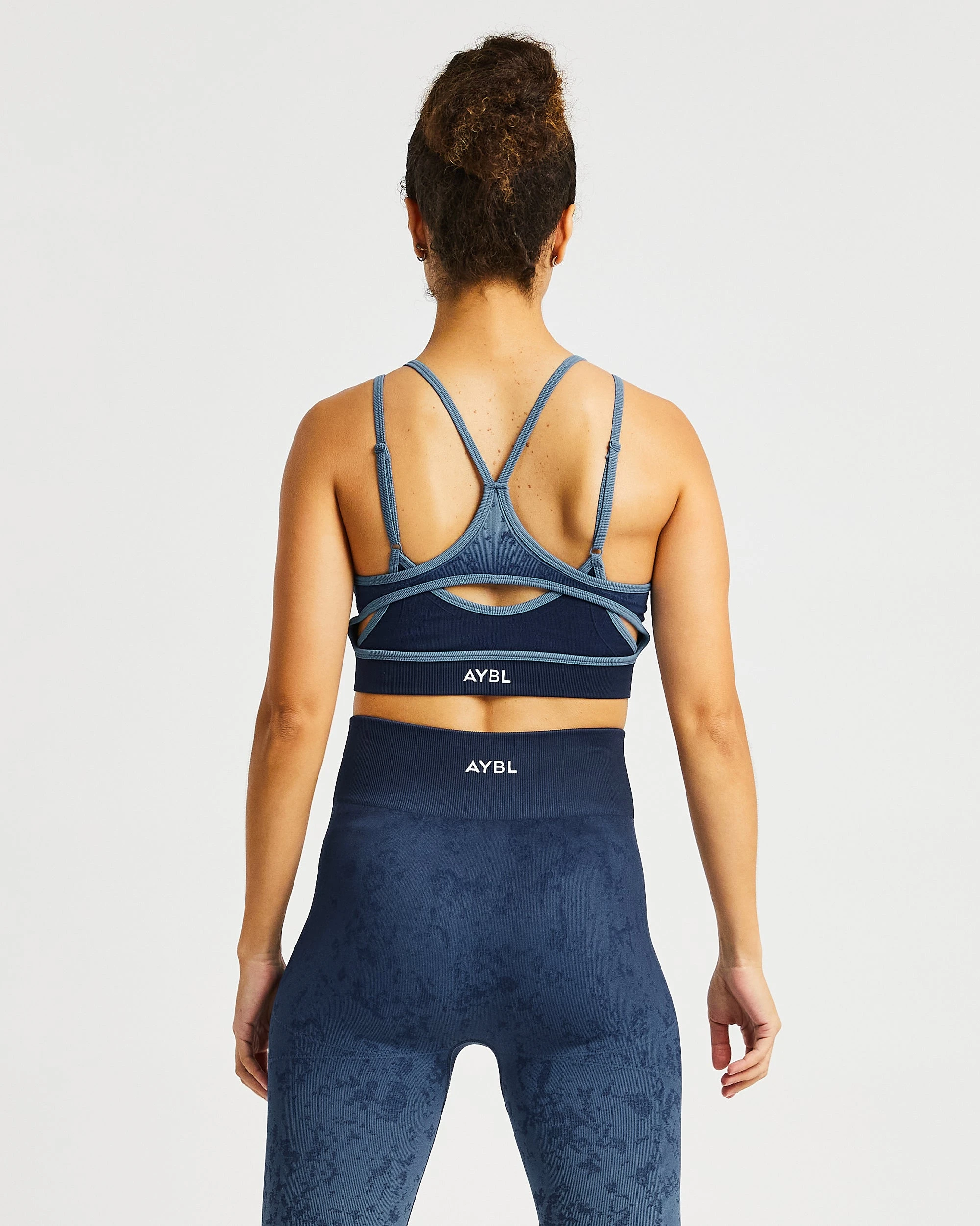 AYBL Flare Seamless Sports Bra - Blue - Image 2