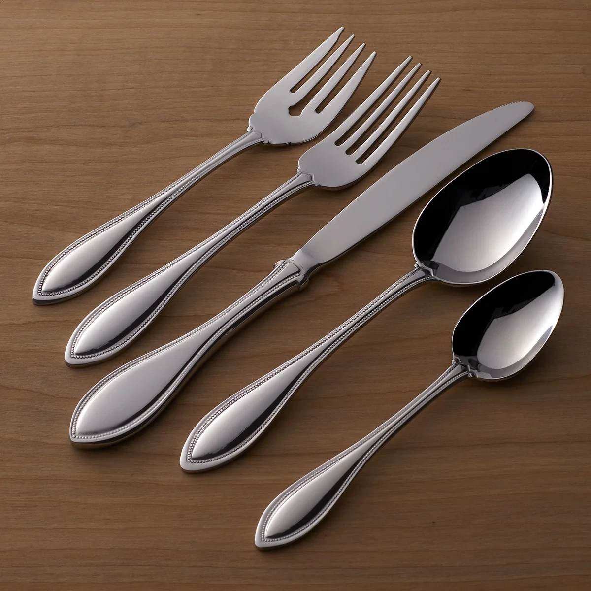 Oneida 18/0 Stainless Steel 45-Piece Flatware Set | American Harmony - Image 4