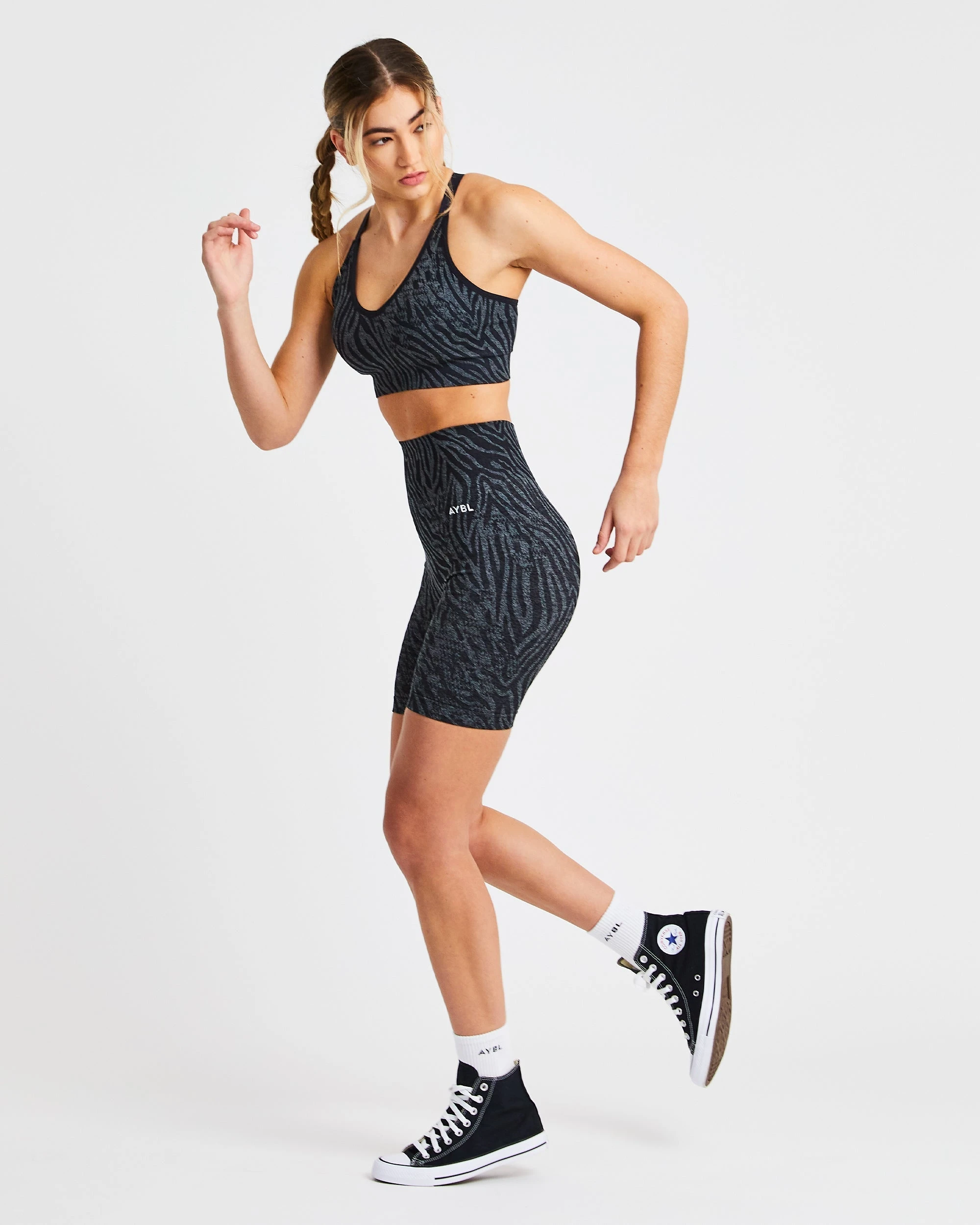 AYBL Evolve Animal Seamless Sports Bra - Black - Image 6