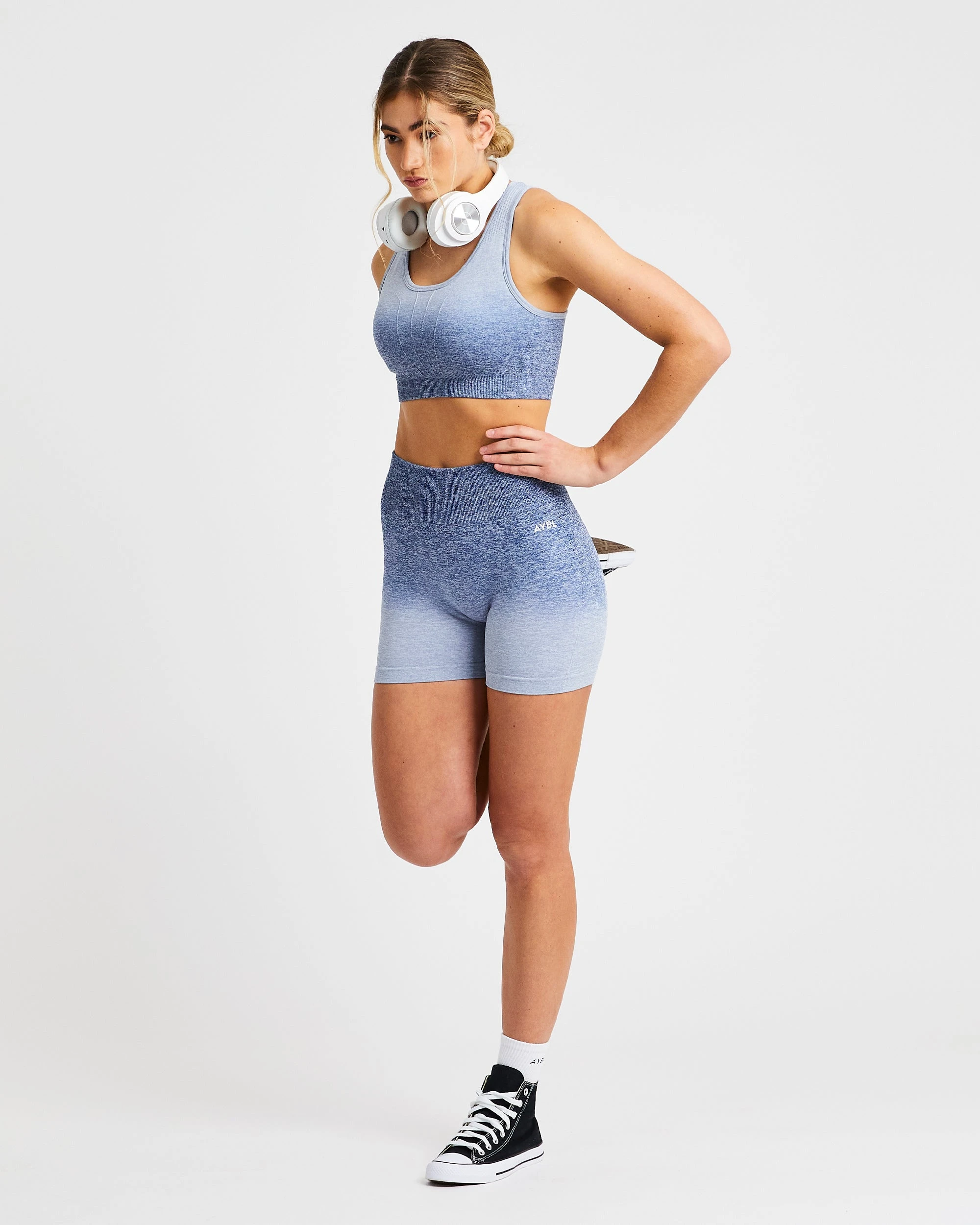 AYBL Pulse Ombré Seamless Sports Bra - Navy - Image 6