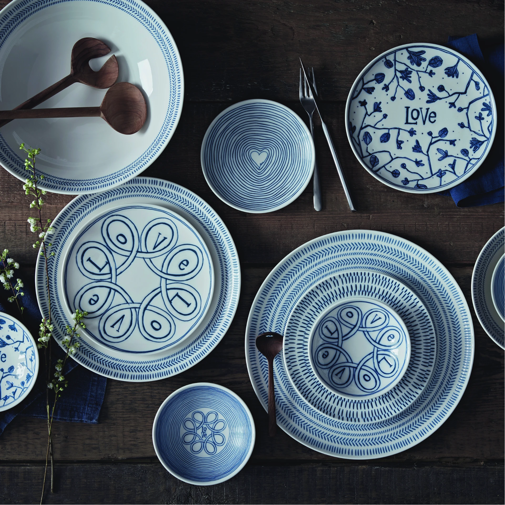 Ellen DeGeneres Crafted By Royal Doulton Cobalt Blue Chevron Serving Platter 12.5" - Image 3