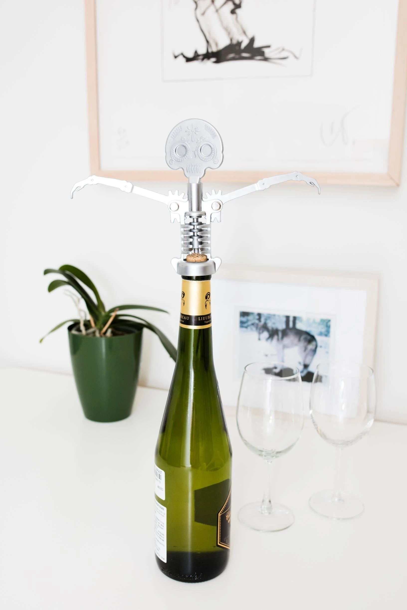 Kikkerland Corkscrew | Day Of The Dead Skull - Image 4