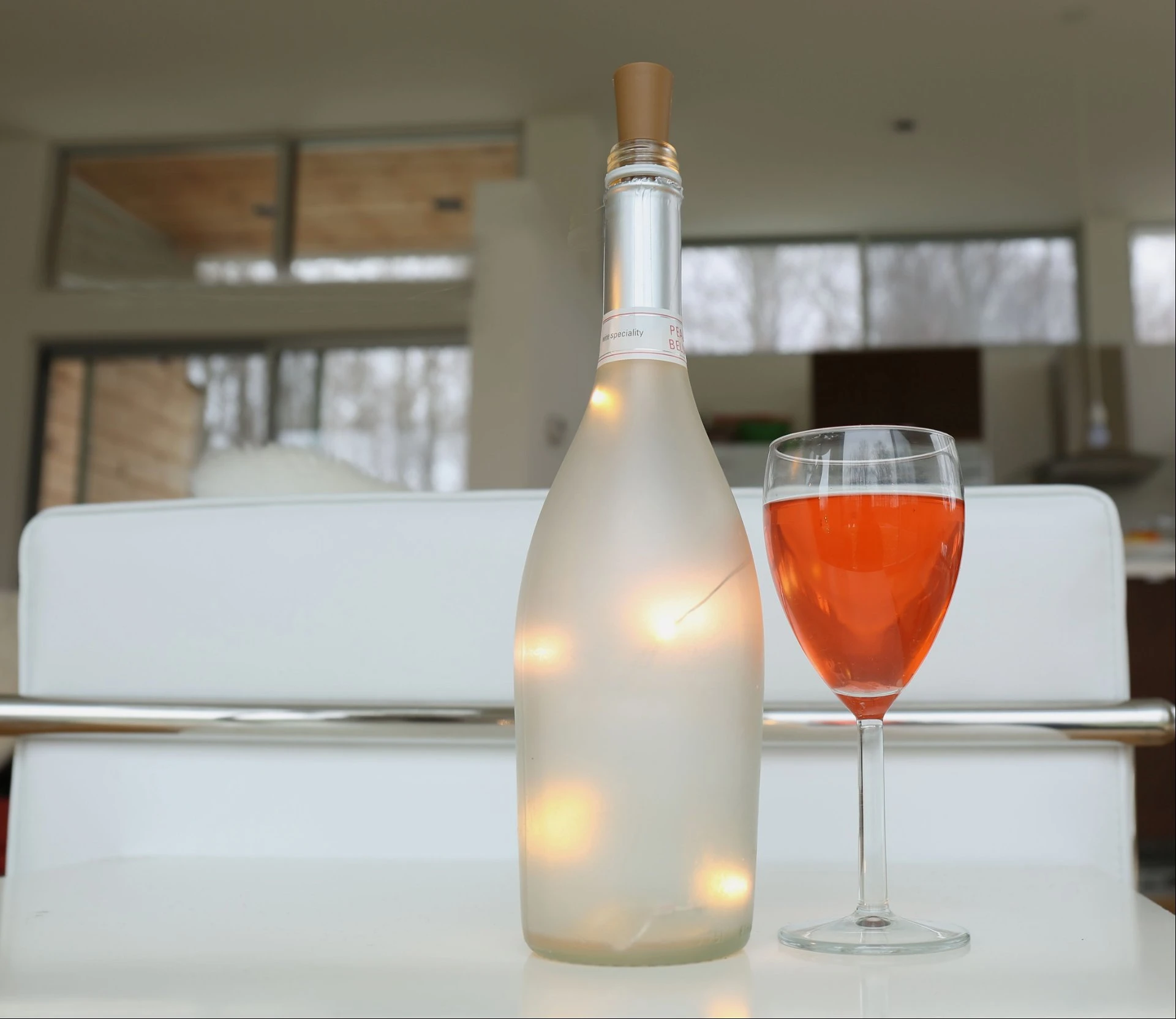 Kikkerland Bottle Top String Lights - Image 5