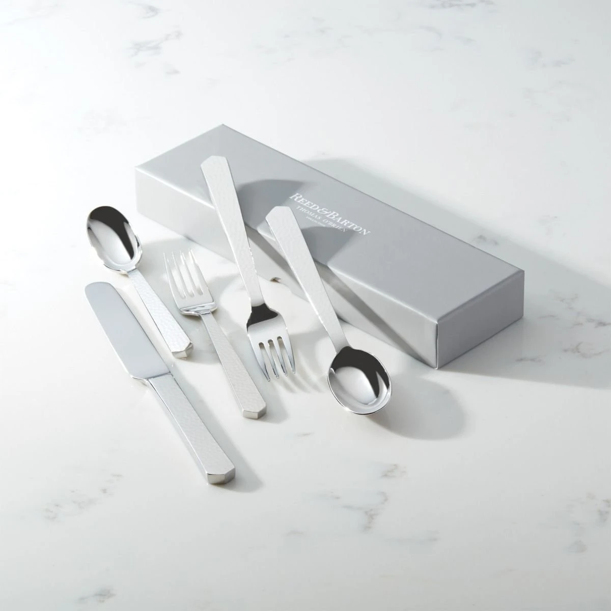 Reed & Barton 20-Piece Flatware Set | Marteau - Image 3