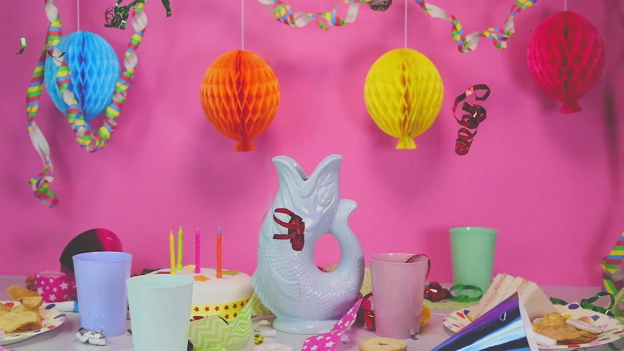 Wade Ceramics Large Gluggle Jug | Lime - Image 2