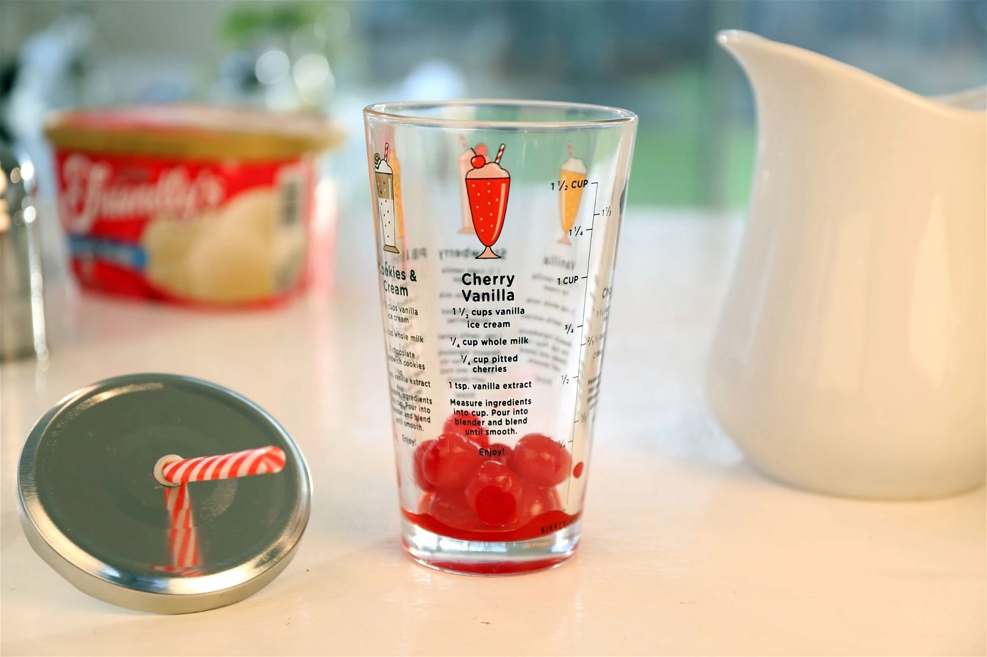 Kikkerland Recipe Glass | Milkshake - Image 4