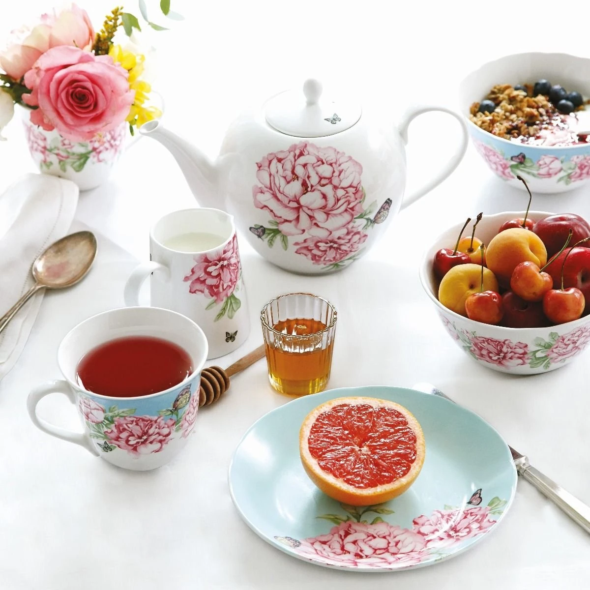Miranda Kerr For Royal Albert 10.5oz Mugs (Set Of 4) | Devotion, Gratitude, Blessings & Joy - Image 3