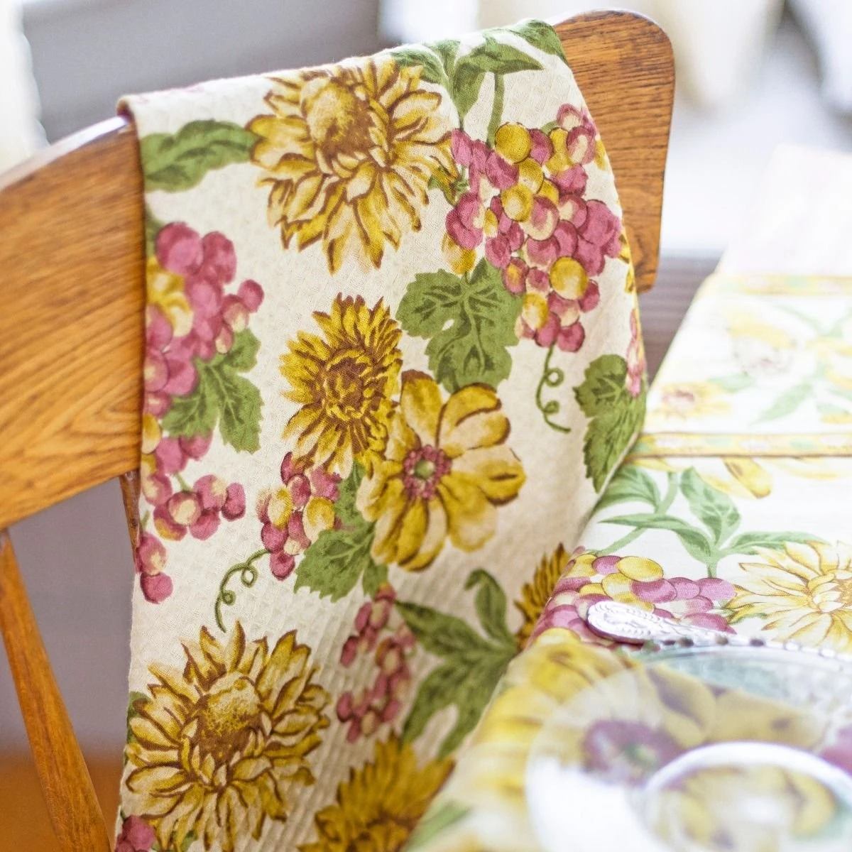 April Cornell Primavera Tea Towel (Set Of 2) | Natural - Image 2