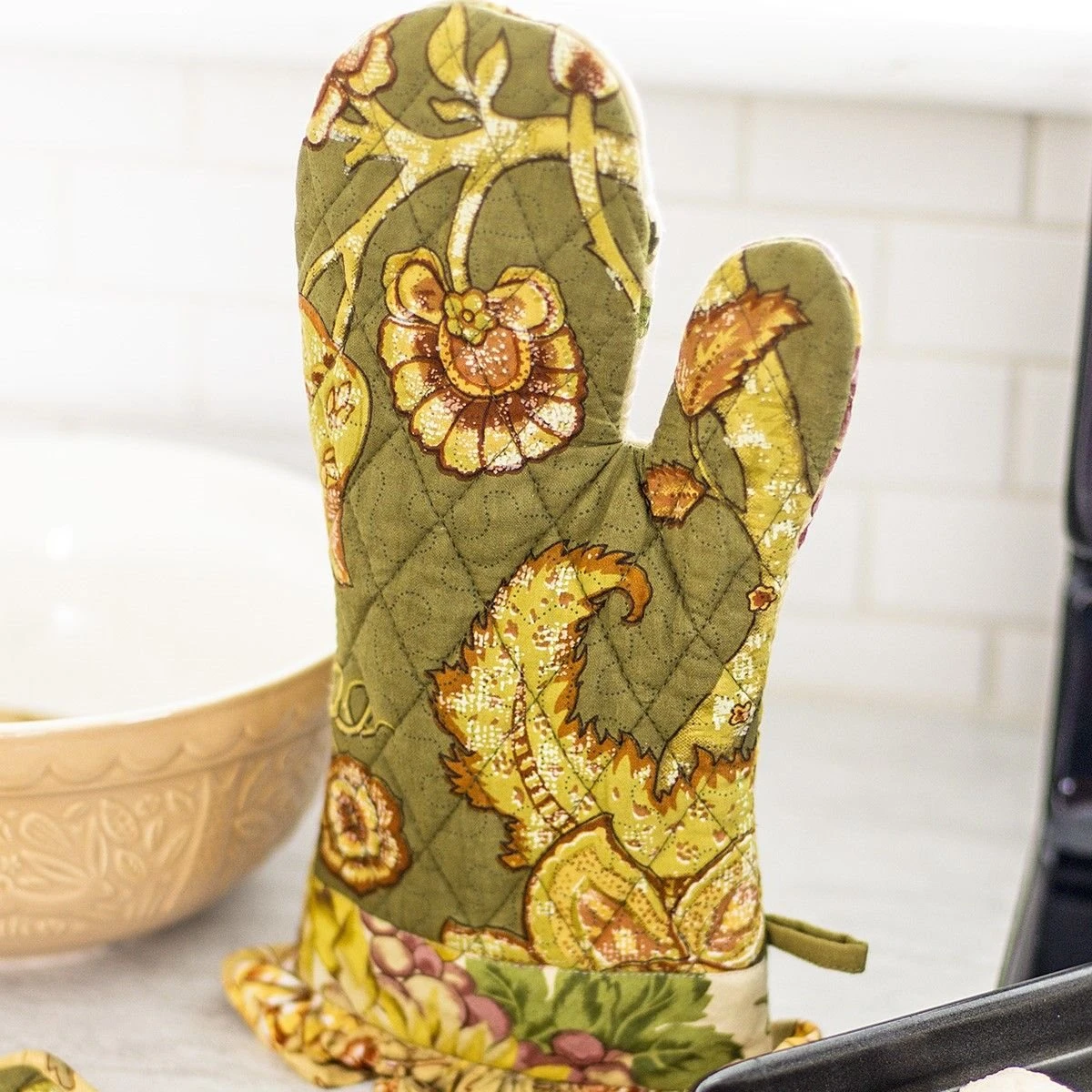 April Cornell Oven Mitt | Pumpkin Hollow Patchwork - Image 2