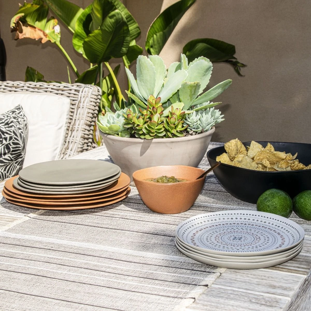 TarHong Planta Tabletop 10.5" Round Dinner Plate | Matte Terracotta - Image 2