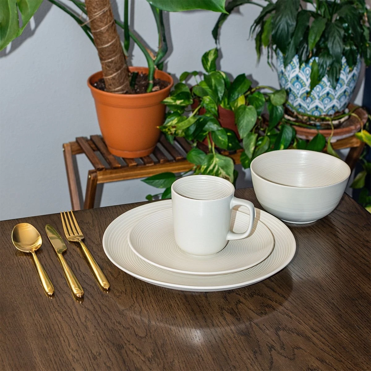 Everything Kitchens Modern Colorful Neutrals - Rippled 10.5" Dinner Plates (Set Of 4) - Matte | Ivory - Image 3